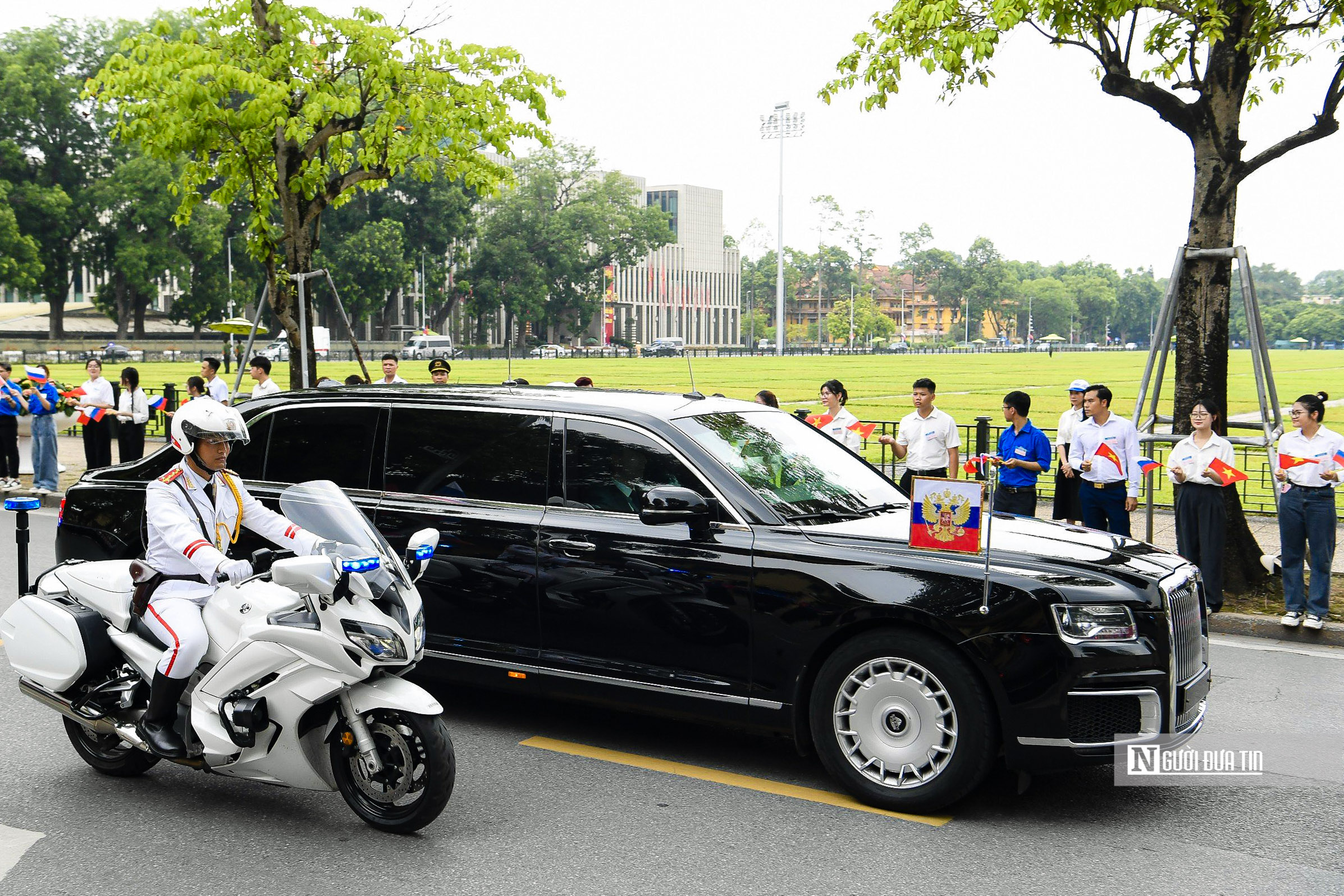 Tiêu điểm - Ngắm siêu xe chở Tổng thống Nga Putin tại Hà Nội (Hình 8).