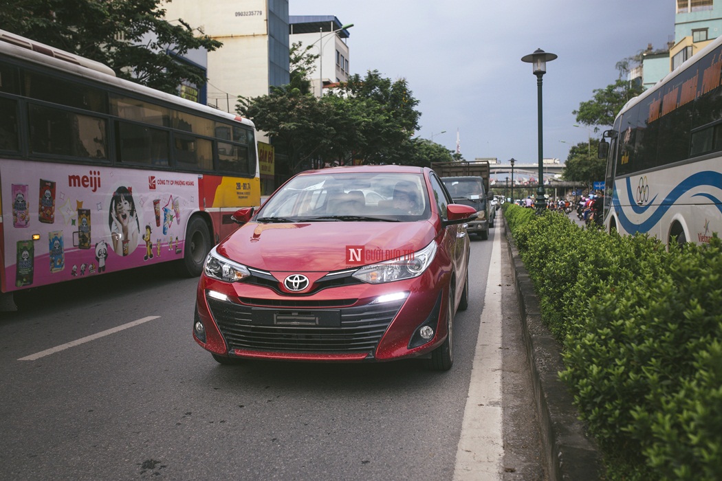 Thị trường xe - Toyota Vios lại 'tung chiêu' hút khách, giữ ngôi vương doanh số (Hình 2).