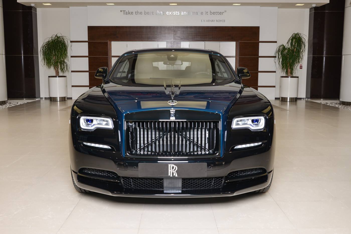 Thú chơi xe - 'Hiếm có, khó tìm' như Rolls-Royce Black Badge Wraith Adamas