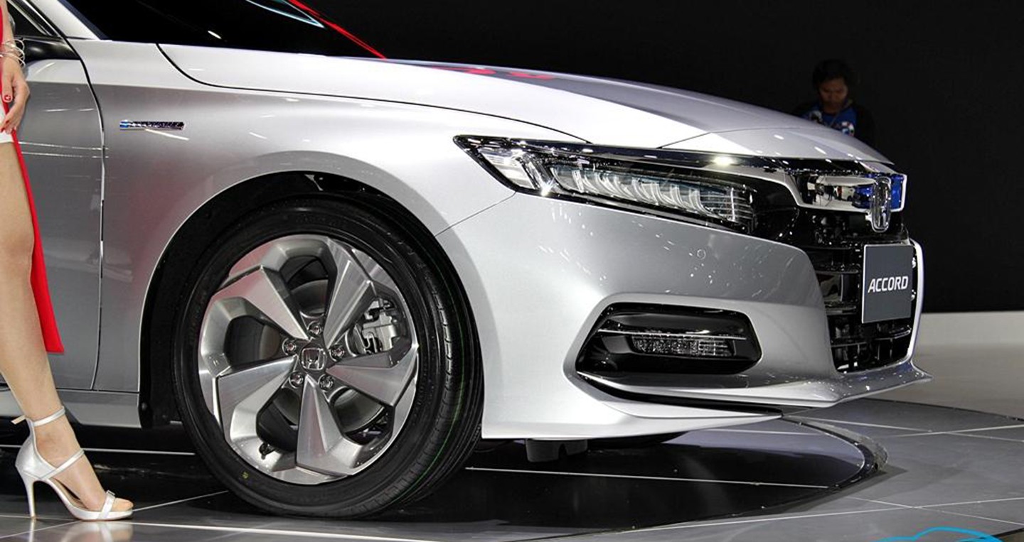 Thị trường xe - Bất ngờ với màn lột xác của Honda Accord 2019 (Hình 2).