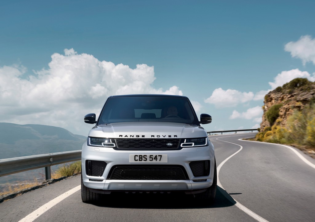 Thị trường xe - Xế sang Range Rover Sport HST được 'dát' động cơ khủng (Hình 4).