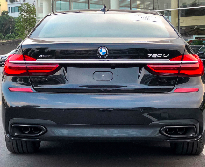 Thá» trÆ°á»ng xe - 'Boeing máº·t Äáº¥t' BMW 750Li báº£n thá» thao vá» Viá»t Nam (HÃ¬nh 3).