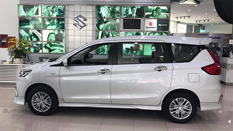 Thị trường xe - Thiếu hụt trang bị, Suzuki Ertiga 2019 chốt giá chưa tới 500 triệu cho khách Việt (Hình 2).
