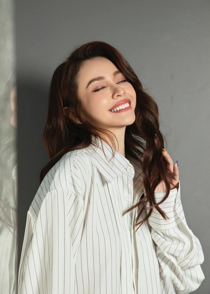 Tuổi 32 xinh đẹp, gợi cảm của “chị đẹp'” MLee đi thi Hoa hậu