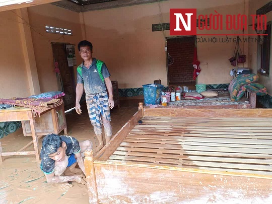 Vụ vỡ đập thủy điện Lào: Những ánh mắt ám ảnh sau đại hồng thủy - Hình 2