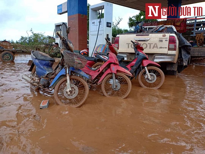 Vụ vỡ đập thủy điện Lào: Những ánh mắt ám ảnh sau đại hồng thủy - Hình 4