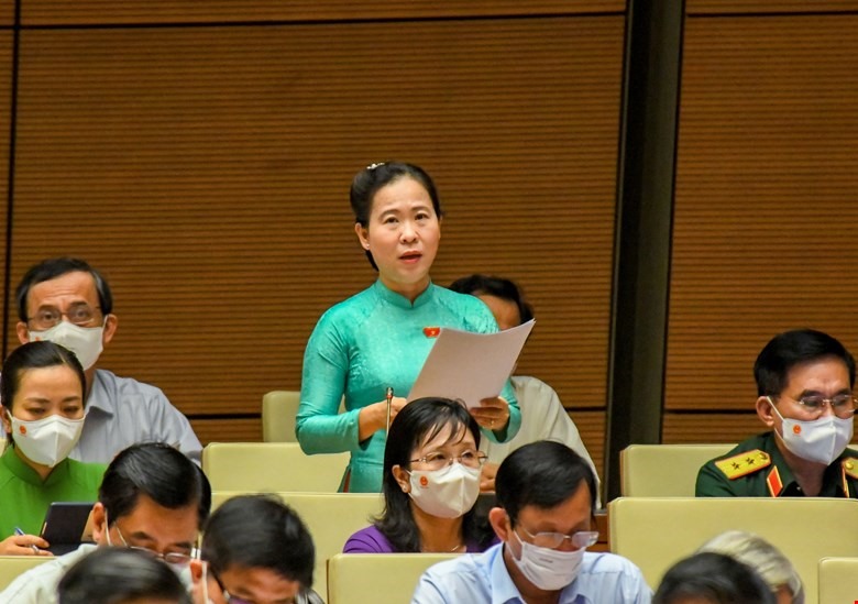 Tiêu điểm - ĐBQH Trần Văn Khải : Tiền kiểm phim phổ biến trên mạng là bất khả thi