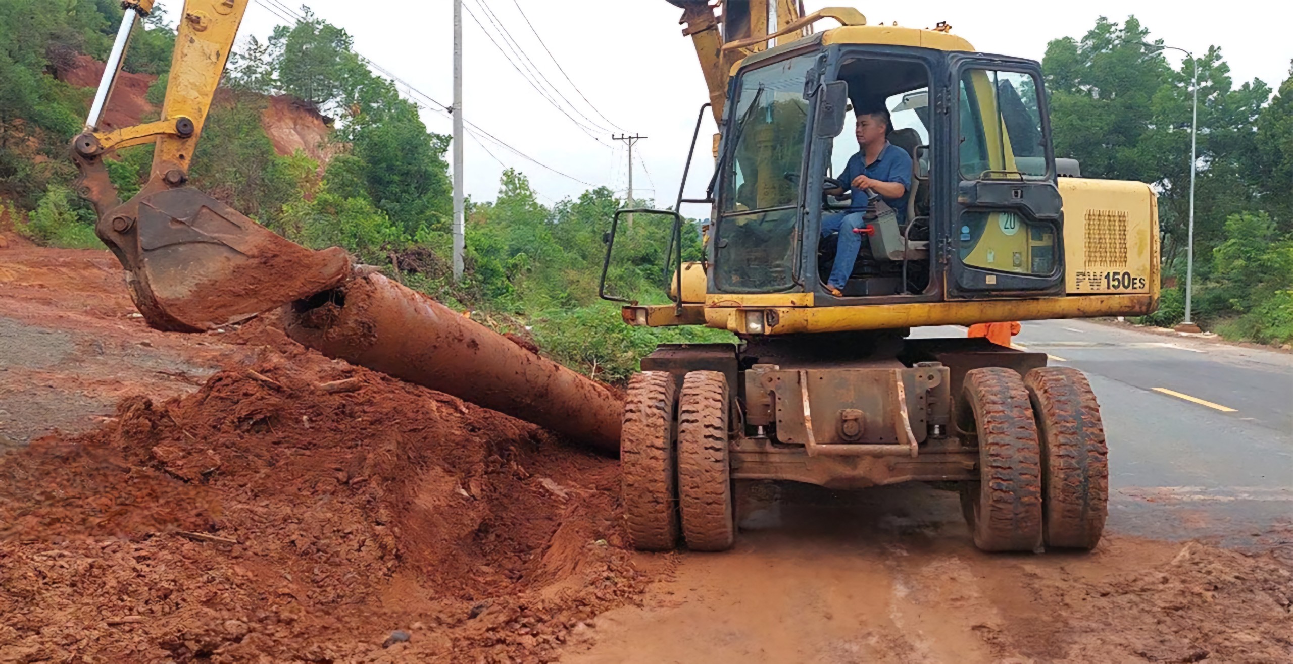 Dân sinh - Bình Phước: Khắc phục điểm đen giao thông trên quốc lộ 14 trong mùa mưa (Hình 3).