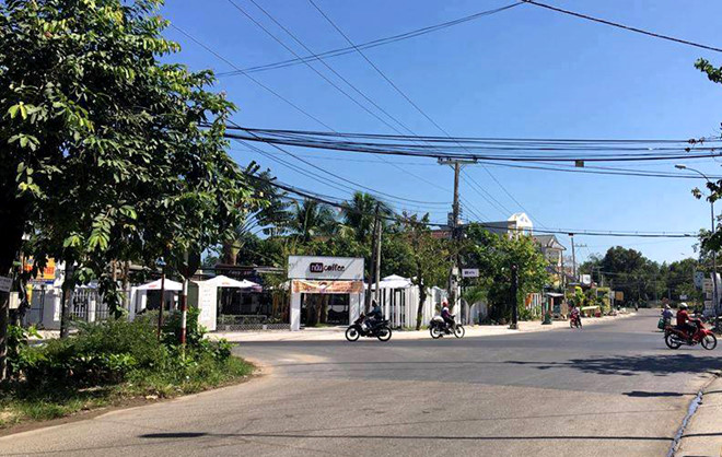 Nóng 12h: Điều tra vụ chồng đâm vợ cũ, đốt quán cà phê rồi tự sát - Hình 6