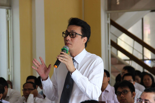 Nóng 24h: Giúp các "quý bà" cài phần mềm nghe lén, bị cáo lĩnh án tù - Hình 1
