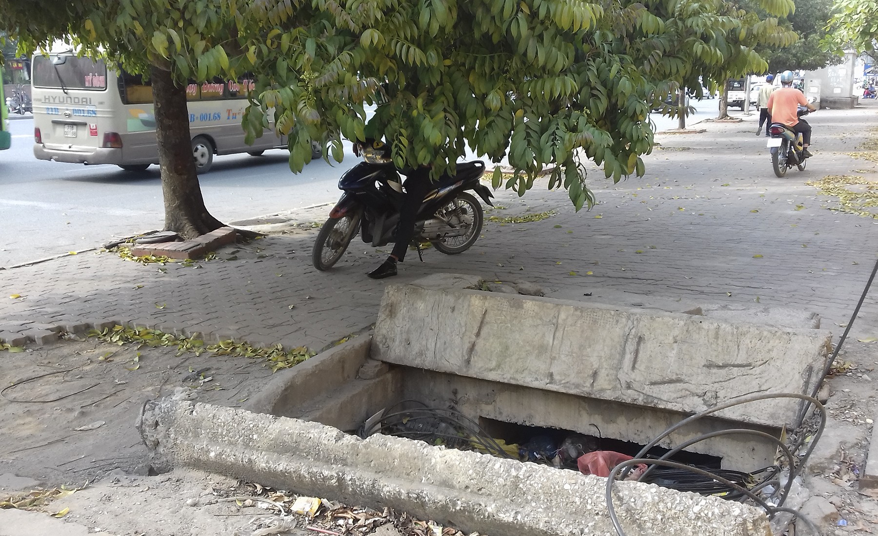 Hà Nội: Ẩn họa “hố tử thần” - Hình 2