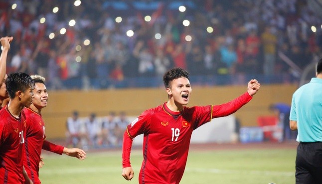 Thể thao - Hãy là 'nhà vô địch' trong lòng người hâm mộ