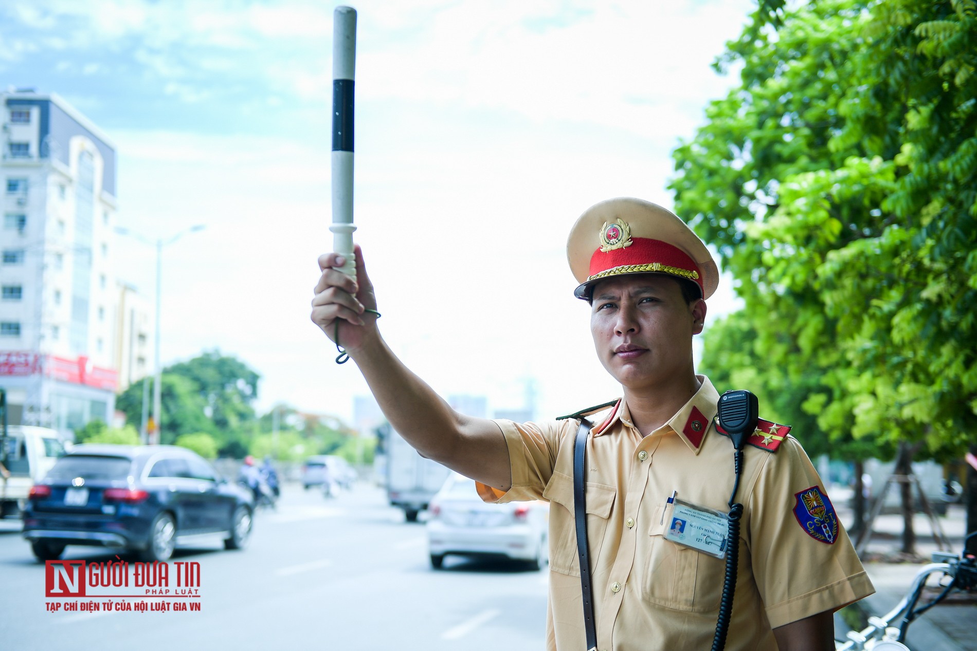 Tin nhanh - Hà Nội: Hé lộ 'vũ khí' đặc biệt giúp CSGT xử lý xe khách 'rùa bò' (Hình 7).