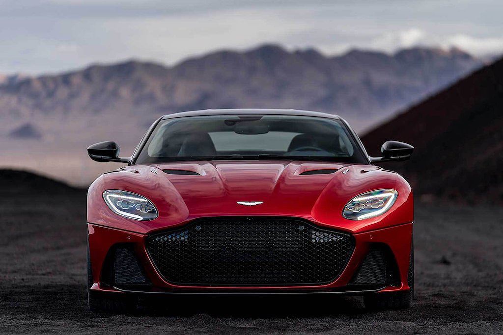 Thị trường xe - Aston Martin DBS Superleggera: Xe khủng bước ra từ 'bom tấn' (Hình 7).