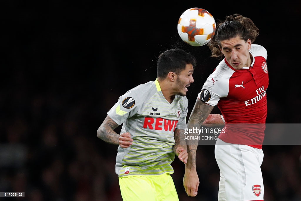 Chùm ảnh: Emirates suýt "vỡ trận" trong ngày Arsenal nhọc nhằn vượt qua Cologne - Hình 3