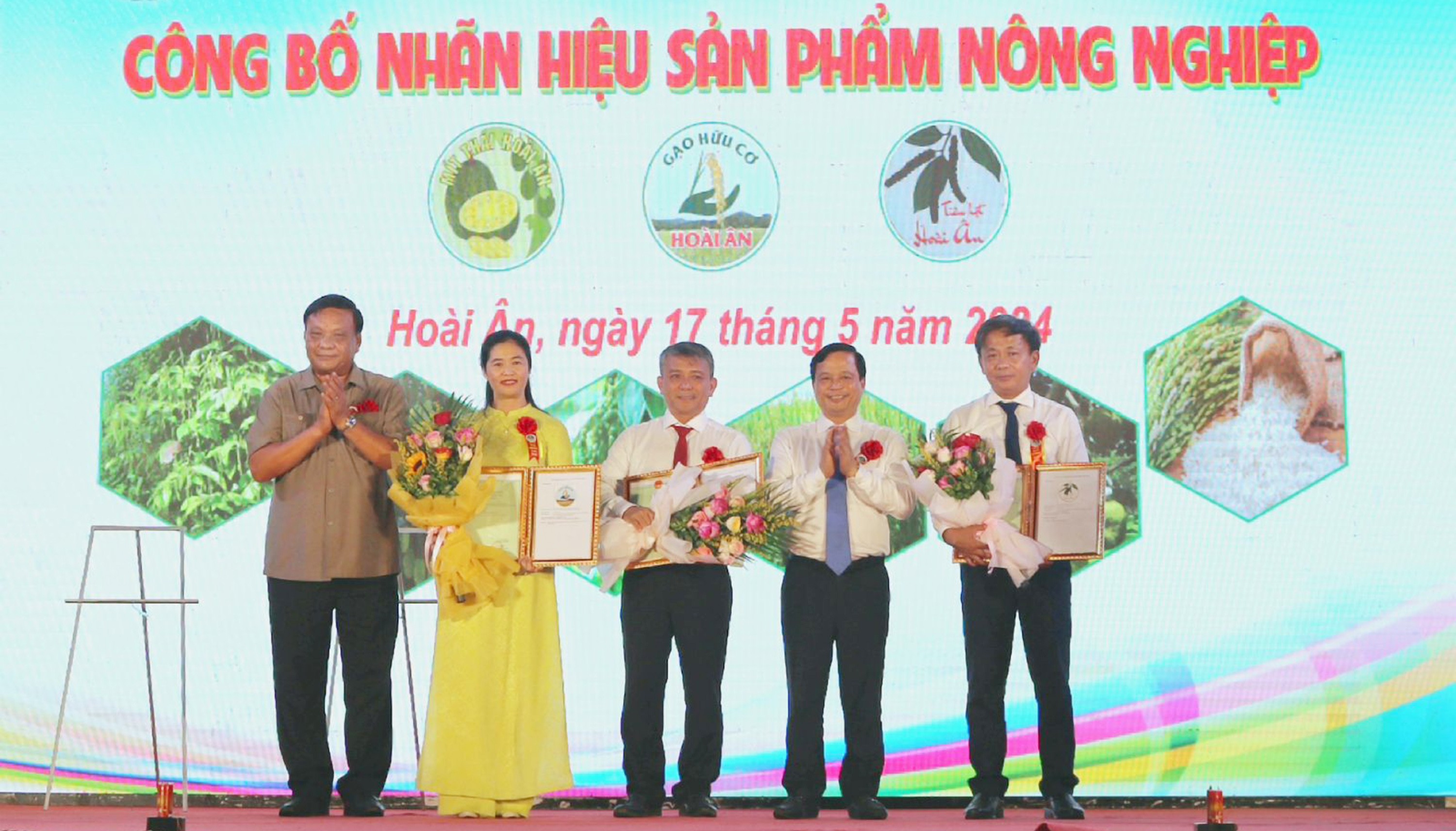 Tiêu dùng & Dư luận - Nông dân Bình Định chế “máy bay nông sản”, vươn tầm hội nhập (Hình 9).