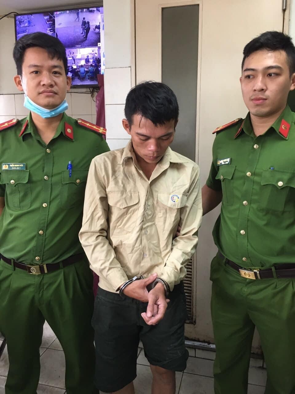 Huế: Bắt 2 đối tượng lợi dụng mưa lũ vào bệnh viện 