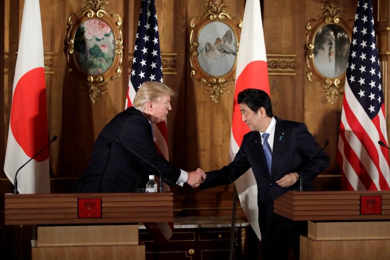 Những khoảnh khắc đặc biệt của Tổng thống Trump trên đường công du châu Á - Hình 5