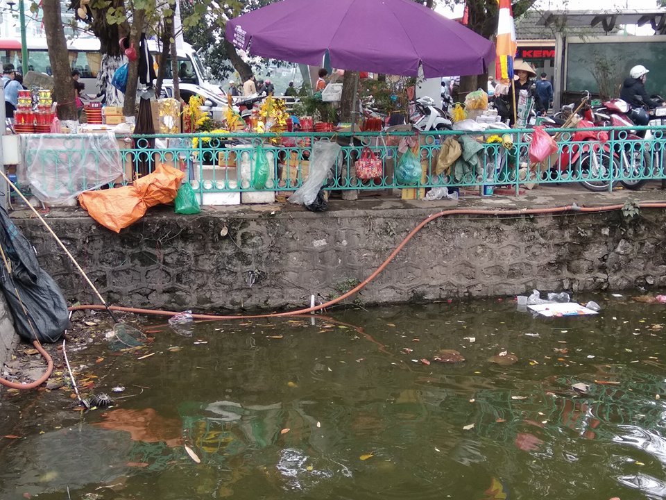Hà Nội: Khảo sát thực tế việc đốt vàng mã tại các đền, chùa - Hình 7