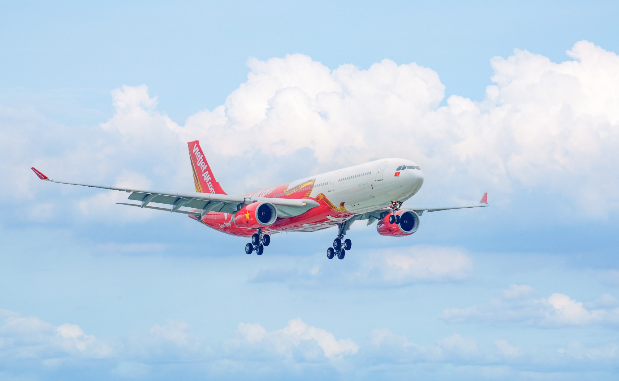 Kinh tế - Cùng Vietjet khẳng định “Phong cách người dẫn đầu” với ưu đãi 50% cho hạng vé Business, SkyBoss (Hình 4).