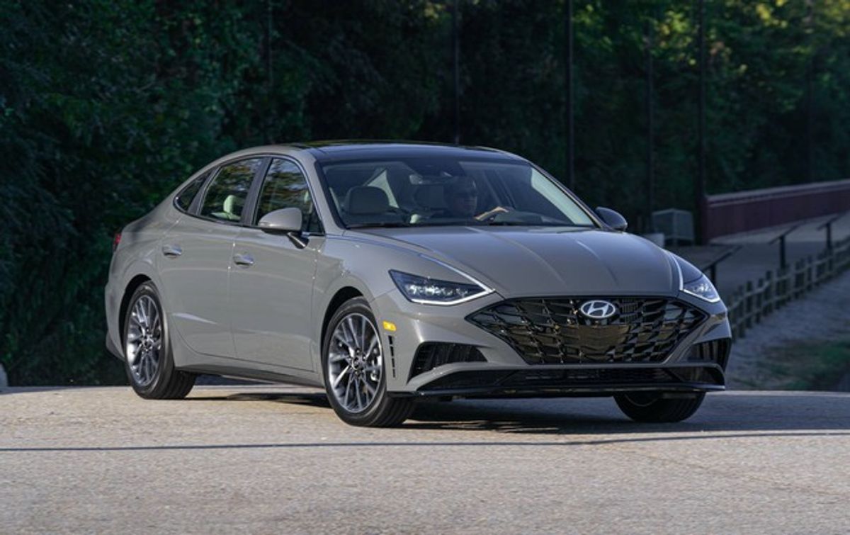 Hyundai Sonata Co Cong Nghệ Va ứng Dụng Gi đặc Biệt