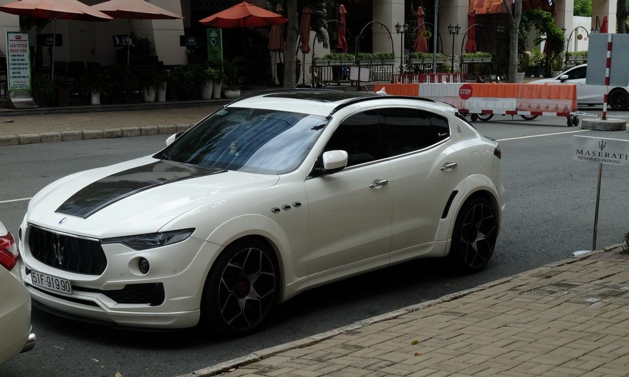 Mẫu SUV hạng sang Maserati Levante độ Novitec độc đáo.