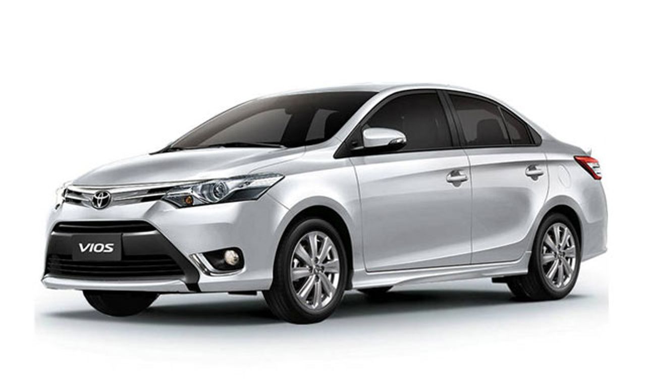 Nếu trước đây Toyota Vios luôn được xem là chiếc xe được sinh ra với sứ mệnh chuyên chạy dịch vụ, thì năm 2018 Vios hướng tới là một chiếc xe gia đình và dành cho những quý ông, quý cô sành điệu.