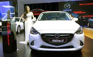 Giá xe Mazda cập nhật mới nhất tháng 5/2018: Mazda 2 bất ngờ tăng giá bán Giá xe Mazda cập nhật mới nhất tháng 5/2018: Mazda 2 bất ngờ tăng giá bán