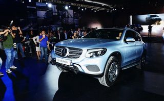 Mercedes GLC bị tố nước chui vào cầu trước, "lội nước" thua Ford EcoSport Mercedes GLC bị tố nước chui vào cầu trước, "lội nước" thua Ford EcoSport