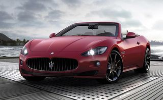 Cận cảnh siêu xe Maserati GranCabrio Sport giá hơn 17 tỷ đồng tại Việt Nam Cận cảnh siêu xe Maserati GranCabrio Sport giá hơn 17 tỷ đồng tại Việt Nam