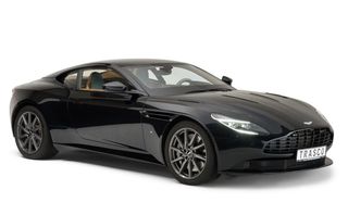 Cận cạnh "quái vật bọc thép" Aston Martin DB11 có khả năng chống đạn Cận cạnh "quái vật bọc thép" Aston Martin DB11 có khả năng chống đạn