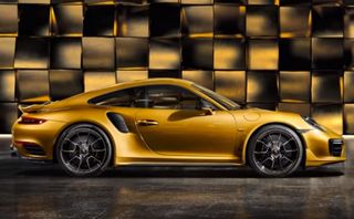 Hớp hồn với hình ảnh phục dựng chiếc Porsche 911 huyền thoại Hớp hồn với hình ảnh phục dựng chiếc Porsche 911 huyền thoại