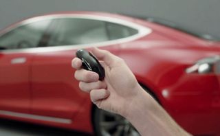 Lỗ hổng “chết người” khiến xe điện Tesla Model S dễ bị đánh cắp Lỗ hổng “chết người” khiến xe điện Tesla Model S dễ bị đánh cắp