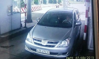 Truy tìm nhóm đối tượng cho đi nhờ xe ô tô rồi trộm cắp tài sản