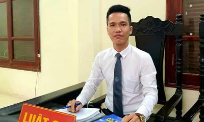 Niềm hạnh phúc vỡ òa của luật sư khi thân chủ được trả tự do tại tòa