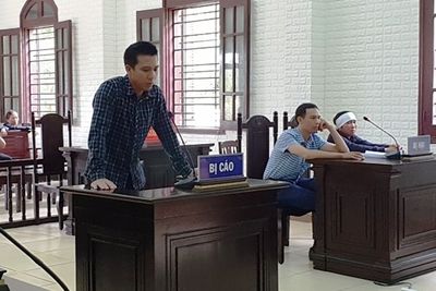 Sởn da gà trước lời khai của kẻ lái taxi đâm cụ ông rồi cố tình kéo lê 1,5km đến tử vong