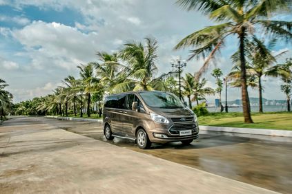 ford tourneo van hanh jpg11