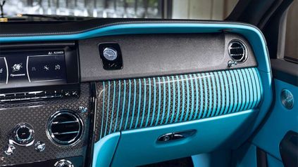 rolls royce cullinan black and bright collection blue dashboard