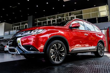 can canh mitsubishi outlander 2020 moi trinh lang tai viet nam dspl 3