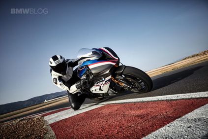 2017 bmw hp4 09 750x500