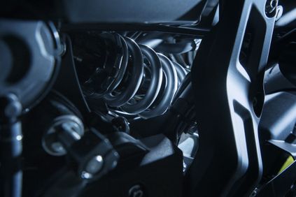 2018yamahamt07detail61200x800