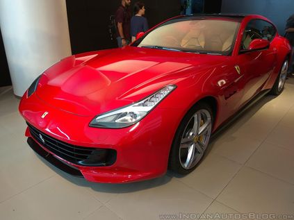 ferrari gtc4lusso india front left closeup1