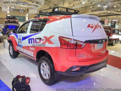 2017 isuzu mu x off roader rear three quarters left side at giias 2017