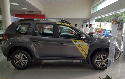 nguoi dua tin renault duster sandstorm edition profile