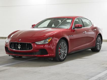 nguoi dua tin ho ngoc ha tau maserati ghiblis q4 2017 tri gia 7 ty dong 8