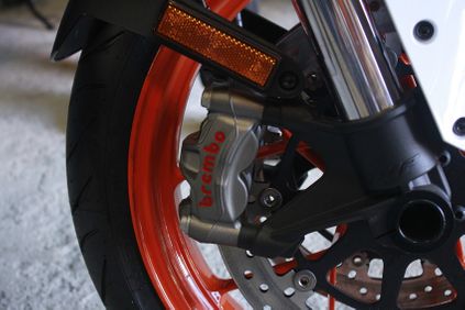 nguoi dua tin ktm 1290 super duke r 2017 gia 638 trieu dong co dang dong tien bat gao 18