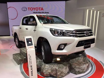 nguoi dua tin doanh so toyota hilux gap kho viet nam