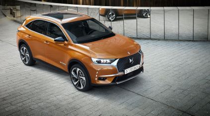 nguoi dua tin ds7 crossback cong bo gia ban 6