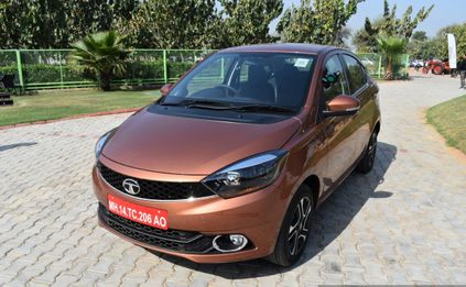 nguoi dua tin o to gia re tata tigor ra mat 2