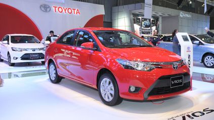 nguoi dua tin dong mau xe chu luc cua toyota rot gia4